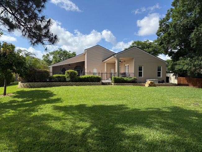 5984 Jessica Dr in Apopka, FL - Building Photo - Building Photo