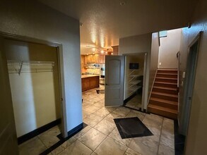 424 First St in Rodeo, CA - Building Photo - Building Photo