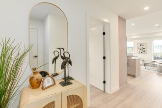 The Banks in Chilliwack, BC - Building Photo - Interior Photo