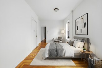 29 E 17th St in Brooklyn, NY - Building Photo - Building Photo