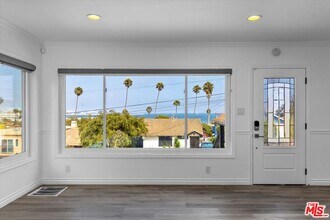 3519 S Denison Ave in Los Angeles, CA - Building Photo - Building Photo