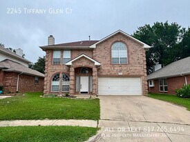 2245 Tiffany Glenn Ct in Bedford, TX - Building Photo