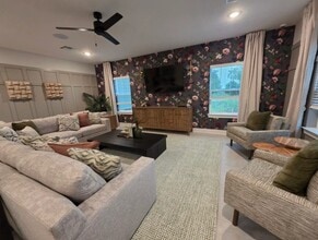 Whispering Pointe Apartments in San Marcos, TX - Building Photo - Building Photo