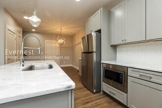 220 Croleywood Ln in Nashville, TN - Building Photo - Building Photo