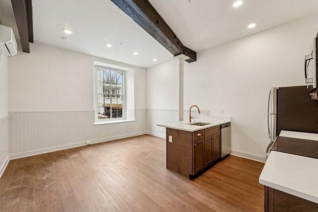 401 Martin St in Philadelphia, PA - Foto de edificio - Building Photo