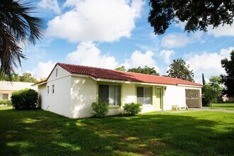 10116 Fairtree Ln in Orlando, FL - Building Photo - Building Photo