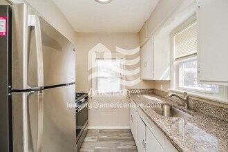 17407 Ridgeton Dr in Cleveland, OH - Building Photo - Building Photo