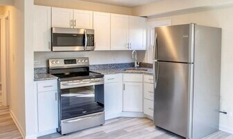 610 Rock Creek Road, Unit C in Charlottesville, VA - Building Photo