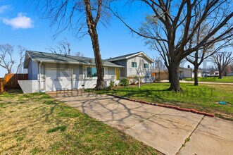 8300 W 9th St N in Wichita, KS - Building Photo - Building Photo