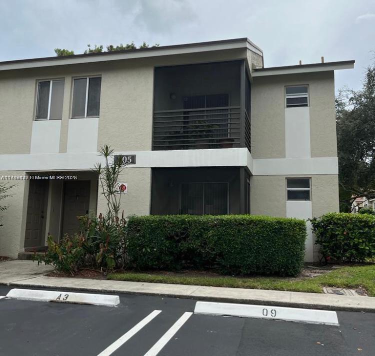 105 Gardens Dr in Pompano Beach, FL - Building Photo