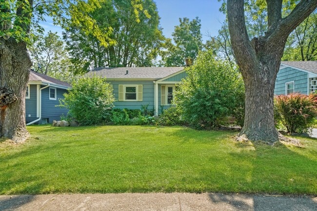 property at 21 S Archer Ave