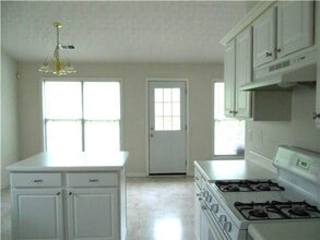 301 Yarbrough Ct in Dacula, GA - Building Photo - Building Photo