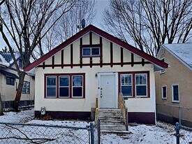 3223 N Aldrich Ave in Minneapolis, MN - Building Photo