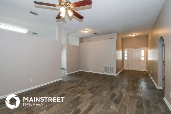 property at 1693 Spring Branch Dr W