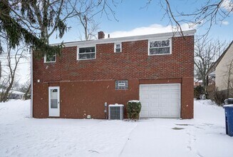 3341 Recker Dr in Pittsburgh, PA - Building Photo - Building Photo