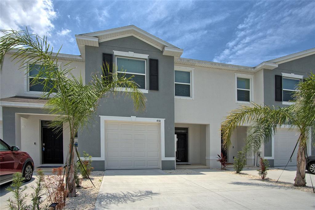 474 Mangrove Shade Cir in Apollo Beach, FL - Building Photo