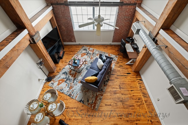 property at 333 Oliver Hl Wy
