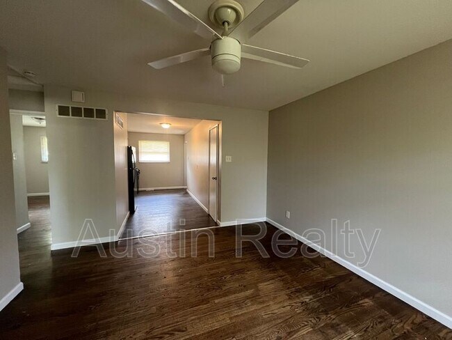 4224 Wright Ave in St. Ann, MO - Building Photo - Building Photo