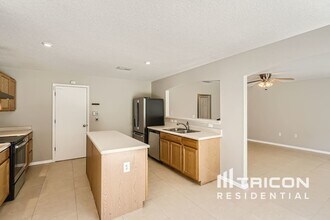 17017 Lixberry Way in Land O Lakes, FL - Building Photo - Building Photo