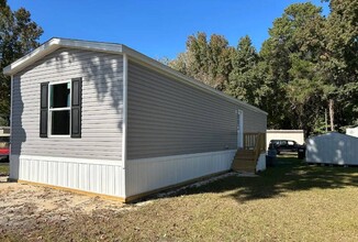 15a Somerset Dr in Sumter, SC - Building Photo - Building Photo