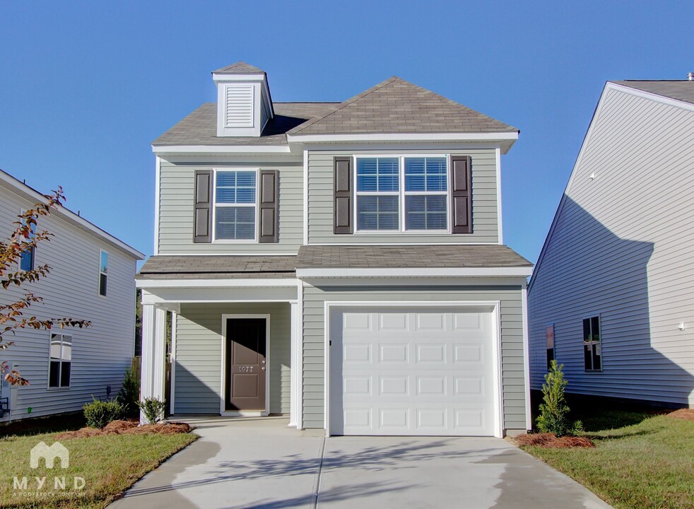 1077 Matchingham Dr in Columbia, SC - Building Photo