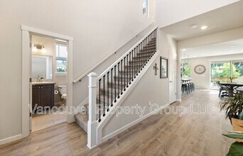 17903 NE 78th Way in Vancouver, WA - Building Photo - Building Photo