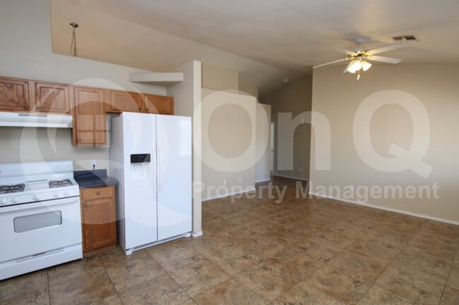 16124 W Madison St in Goodyear, AZ - Building Photo - Building Photo