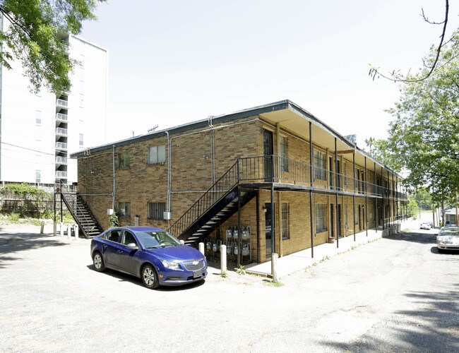 Deauville Apartments in Memphis, TN - Foto de edificio - Building Photo