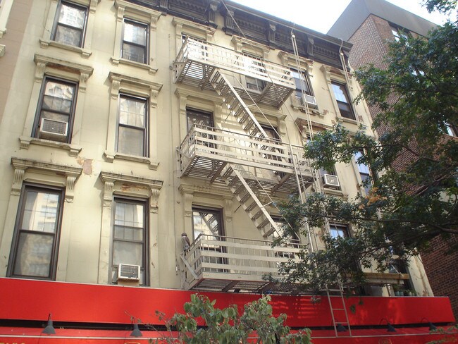 1688-1690 York Ave in New York, NY - Building Photo - Building Photo