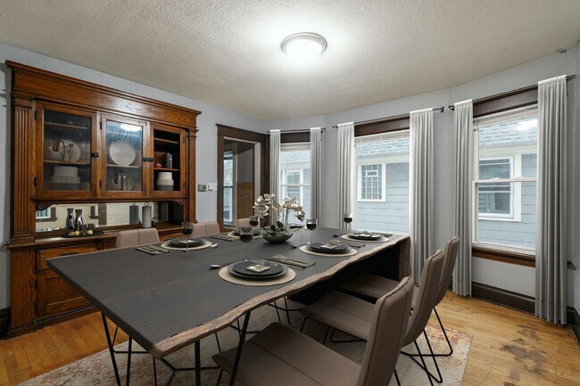 2934 N Cramer St in Milwaukee, WI - Building Photo - Building Photo