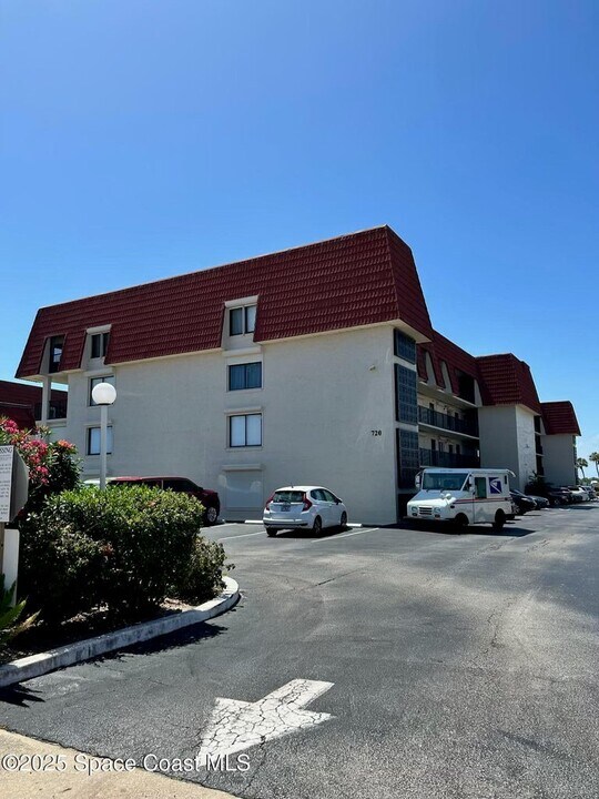 720 S Brevard Ave in Cocoa Beach, FL - Building Photo