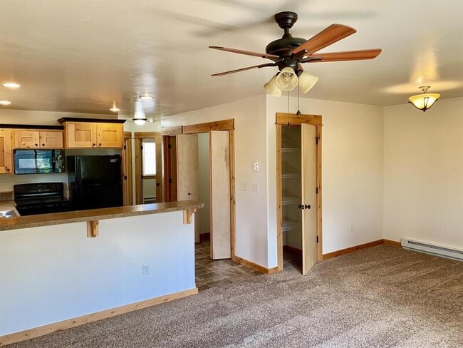 property at 1220 Laurel St