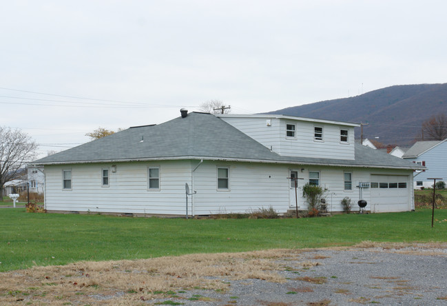 308 Fleming St in Williamsport, PA - Building Photo - Building Photo