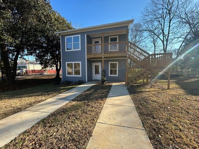 property at 260 Commerce St