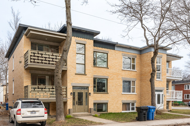 1700 Muir St in Québec, QC - Building Photo - Primary Photo