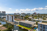 Barclay Square Condominiums in Fort Lauderdale, FL - Foto de edificio - Building Photo