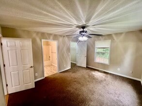 180 Stone Henge Ln in Jacksboro, TN - Building Photo - Building Photo