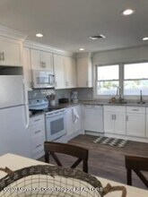 84 Inlet Dr in Point Pleasant Beach, NJ - Building Photo - Building Photo
