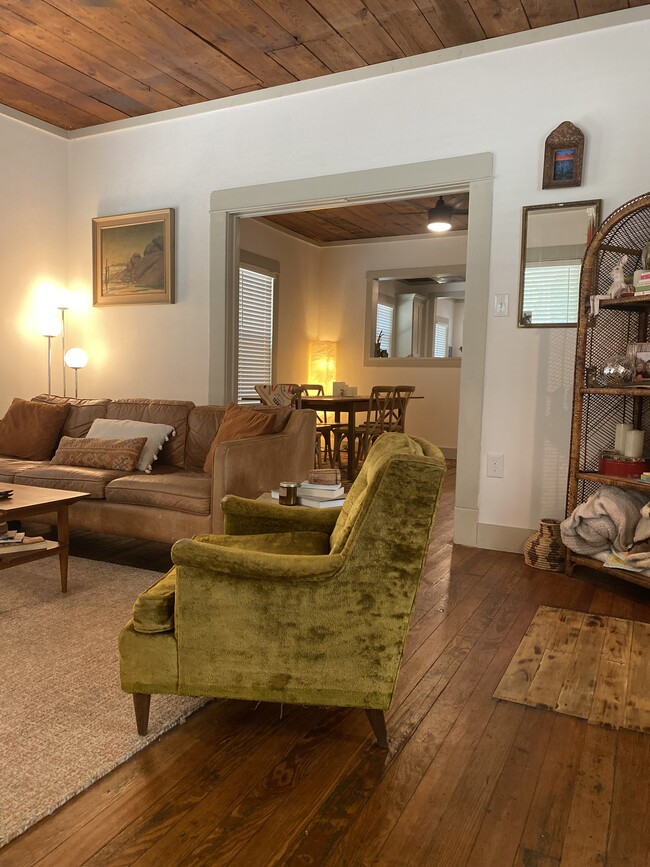 property at 1611 N 15th St