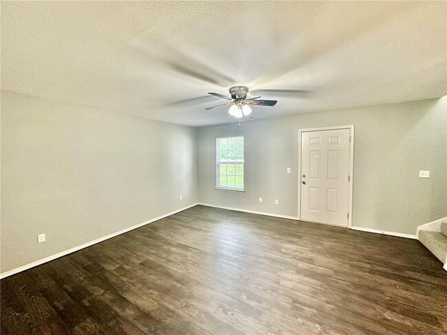 property at 1460 W Jct St
