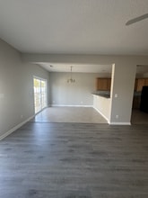 510 Lake Shore Dr in Surfside Beach, SC - Foto de edificio - Building Photo