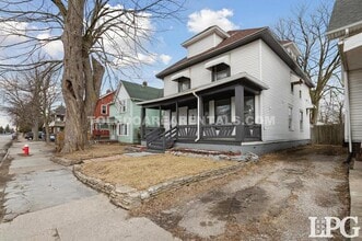 871 Oak St in Toledo, OH - Building Photo - Building Photo