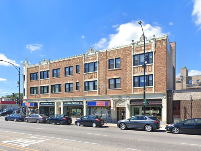 property at 5610 N Western Ave