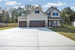 5332 Mountain Run Dr in Hope Mills, NC - Building Photo