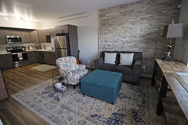 417 E Fremont St-Unit -4 in Laramie, WY - Building Photo - Building Photo