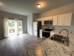 177 Buckhorn Ave in Holly Ridge, NC - Building Photo - Building Photo