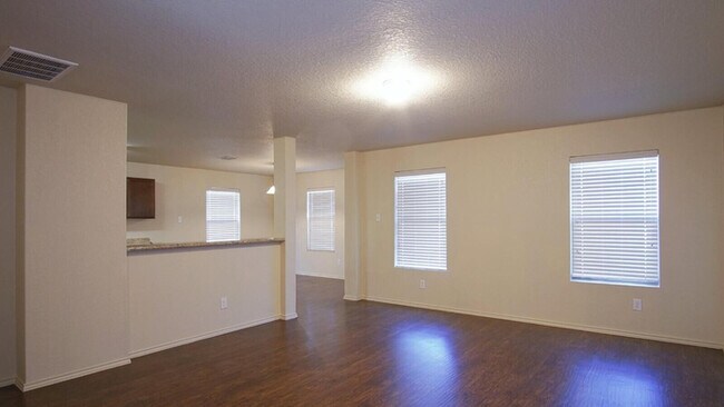 7510 Spanish Dagger in San Antonio, TX - Building Photo - Building Photo