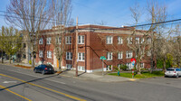 Bugge Apartments in Seattle, WA - Foto de edificio - Primary Photo