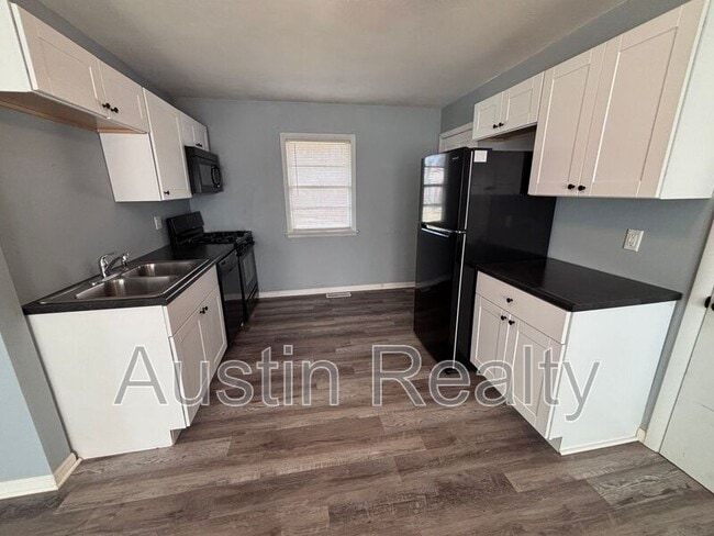 26 Terry Dr in St. Charles, MO - Building Photo - Building Photo