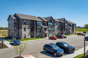 Vicinity at Memorial Pointe in Southgate, KY - Building Photo